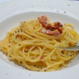 Spaghetti alla carbonara, come se non fosse una ricetta base che tutti sappiamo fare. Lo so, lo so, però l’altro giorno avevo voglia di qualcosa di buono ed era una […]