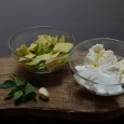 Questa settimana ho provato a preparare un’insalata ai gamberetti e avocado. L’esperimento, purtroppo, non è riuscito benissimo e in frigo avevo mezzo avocado da finire. Ecco perché oggi a pranzo […]