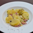 Se come me siete sempre alla ricerca di piatti freddi, non troppo impegnativi da preparare e che resistono in frigorifero per qualche giorno, questa idea è perfetta per voi: un’insalata […]