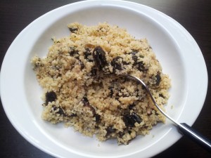 cous cous con frutta fresca e secca