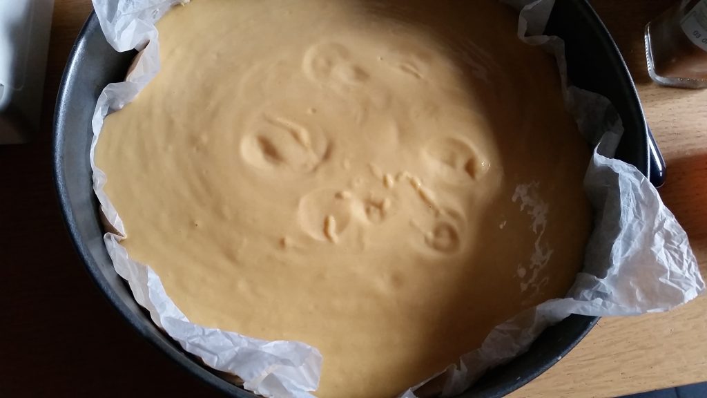 preparazione cheesecake alla zucca