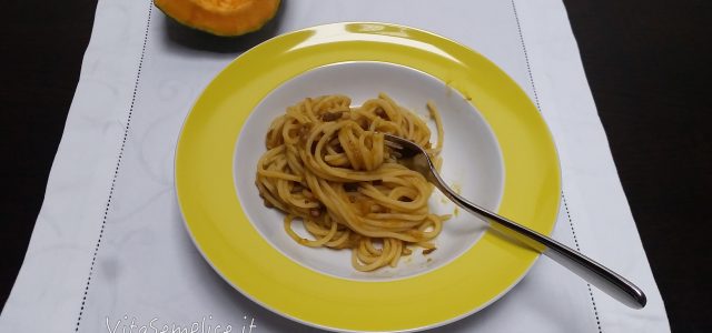 Uno degli ingredienti di stagione dell’autunno è la zucca! L’arancione illumina le nostre tavole alla perfezione in questo periodo di ripresa delle scuole, del lavoro dopo le ferie e di […]