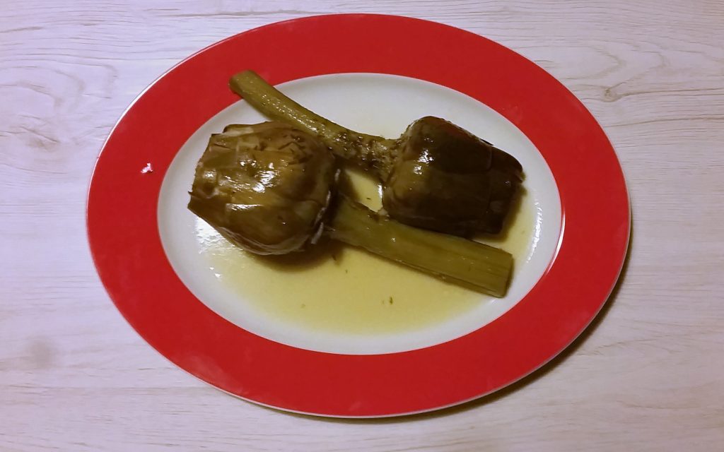 Carciofi stufati con timo e arancia